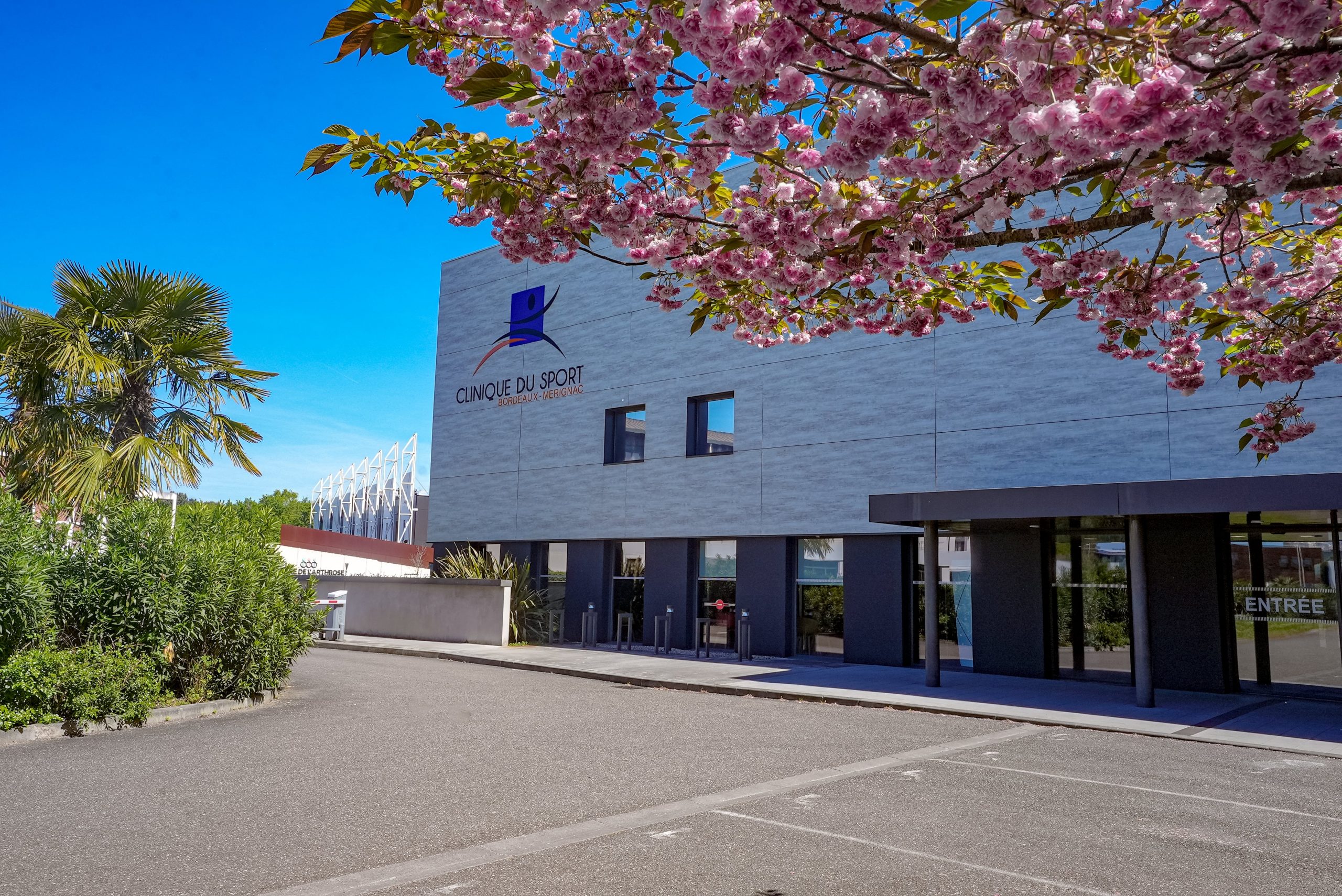 Façade de la Clinique du Sport Bordeaux-Mérignac